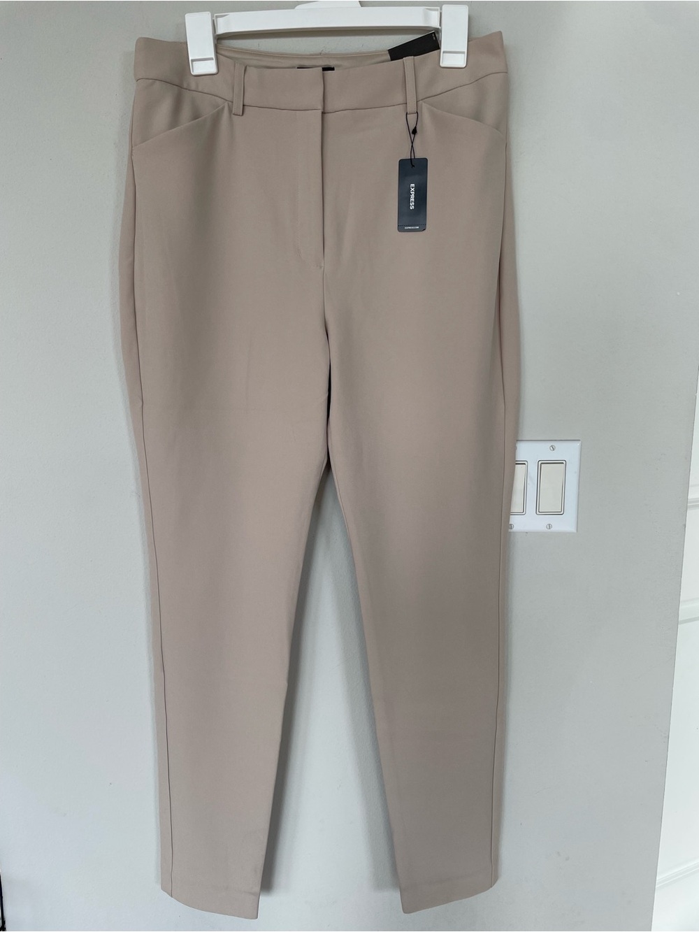 NWT Express Women khaki slim-fit trousers mid-rise waist Tan Size 10R